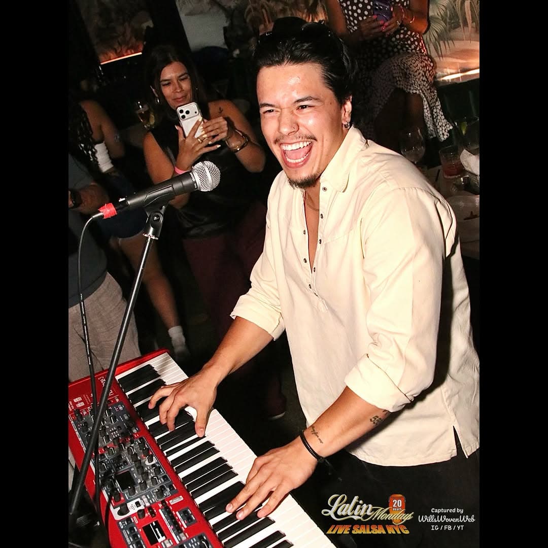 Latin Mondays NYC - Nick Corredor y La Herencia